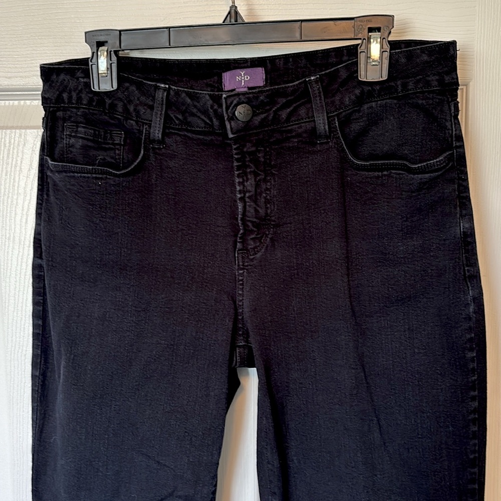 NYDJ Women's Black Bootcut Jeans w/ Lift Tuck Technology Style #40232B Sz. 10